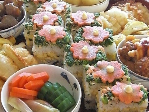 お花見ごはん★桜にんじんの押し寿司風